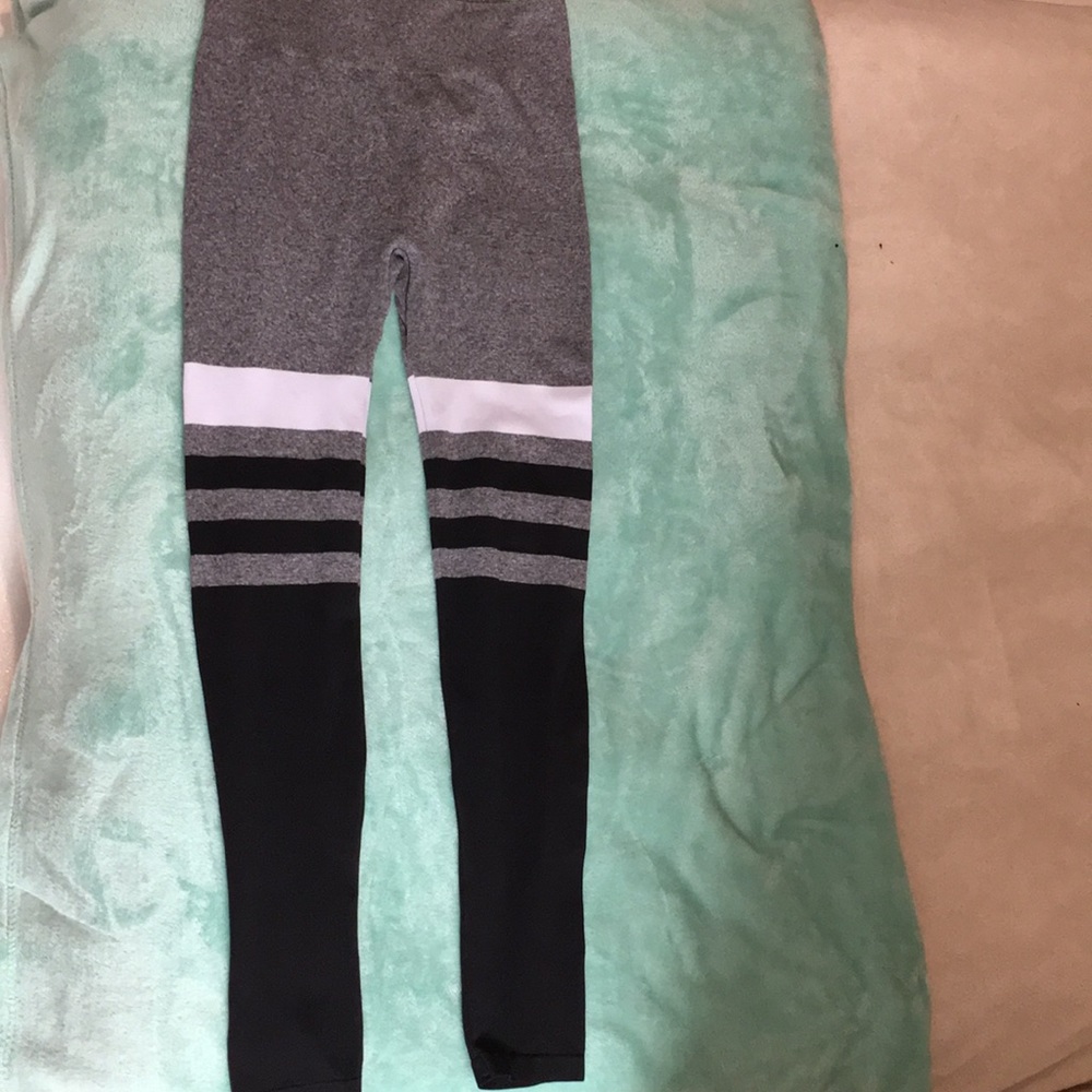 Leg jeans gray, black and white